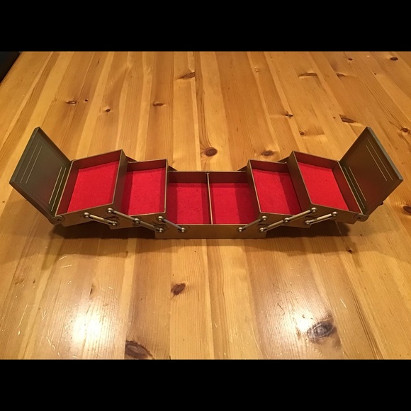 VINTAGE ACCORDION JEWELRY BOX COMMAND CREATIONSNYC